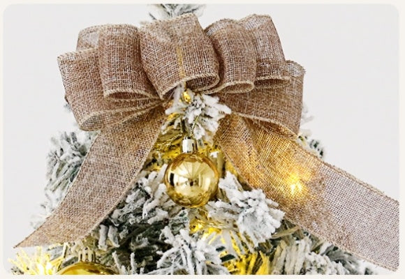 Künstlicher Weihnachtsbaum 150 cm – Mit LED & Gold-Dekoration, Schneeeffekt